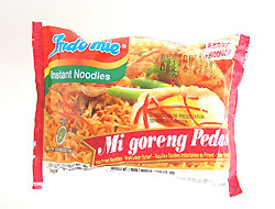 画像1: Indomieインドミー・ミーゴレンプダス（激辛タイプ・インスタント麺）